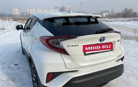Toyota C-HR I рестайлинг, 2018 год, 2 199 000 рублей, 7 фотография