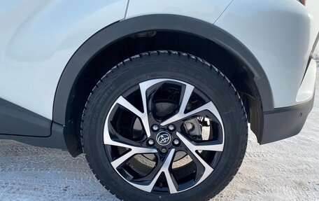 Toyota C-HR I рестайлинг, 2018 год, 2 199 000 рублей, 10 фотография