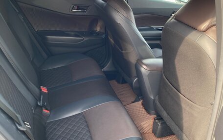 Toyota C-HR I рестайлинг, 2018 год, 2 199 000 рублей, 20 фотография