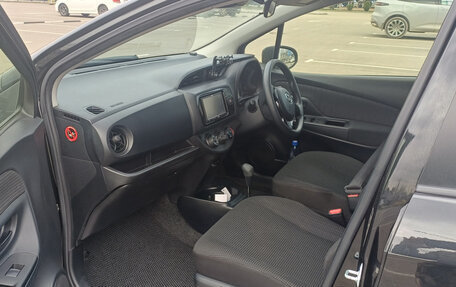 Toyota Vitz, 2018 год, 899 000 рублей, 9 фотография