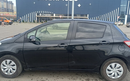 Toyota Vitz, 2018 год, 899 000 рублей, 6 фотография