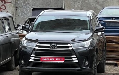 Toyota Highlander III, 2019 год, 3 400 000 рублей, 1 фотография