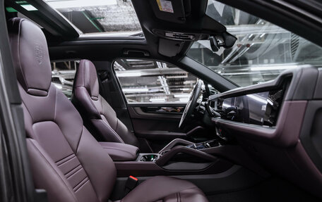 Porsche Cayenne III, 2025 год, 18 700 000 рублей, 17 фотография