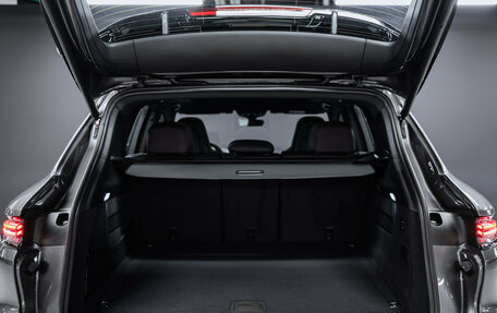 Porsche Cayenne III, 2025 год, 18 700 000 рублей, 10 фотография