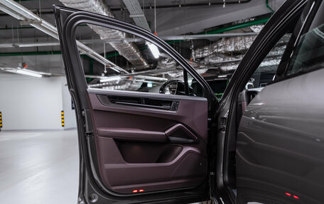 Porsche Cayenne III, 2025 год, 18 700 000 рублей, 24 фотография