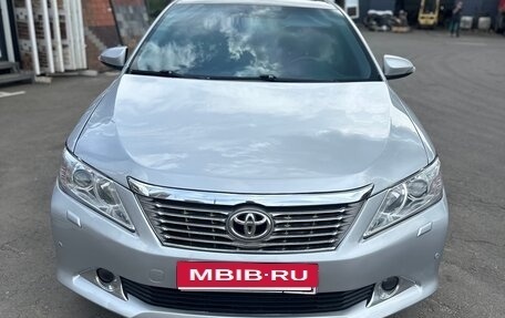Toyota Camry, 2013 год, 1 700 000 рублей, 8 фотография