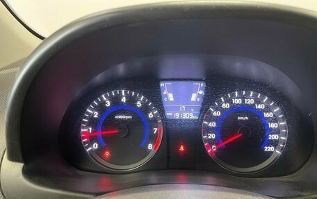 Hyundai Solaris II рестайлинг, 2014 год, 750 000 рублей, 14 фотография