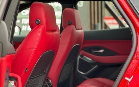 Jaguar E-Pace, 2019 год, 3 080 000 рублей, 20 фотография