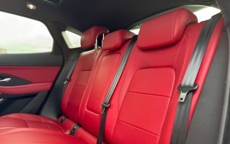 Jaguar E-Pace, 2019 год, 3 080 000 рублей, 21 фотография