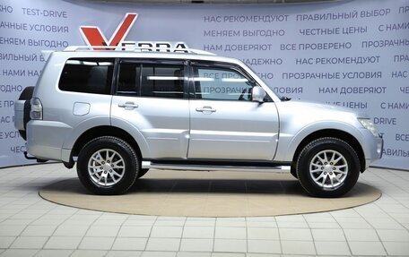 Mitsubishi Pajero IV, 2011 год, 1 650 000 рублей, 4 фотография