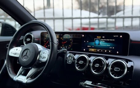 Mercedes-Benz A-Класс, 2018 год, 2 299 000 рублей, 21 фотография