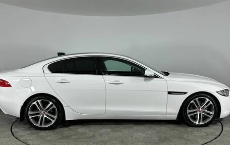 Jaguar XE I рестайлинг, 2016 год, 1 900 000 рублей, 4 фотография