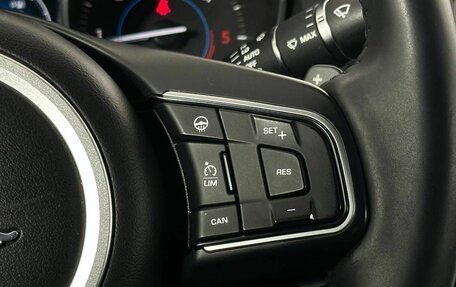 Jaguar XE I рестайлинг, 2016 год, 1 900 000 рублей, 18 фотография