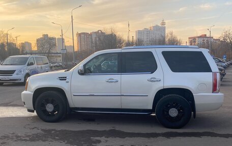 Cadillac Escalade III, 2008 год, 1 800 000 рублей, 2 фотография
