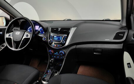 Hyundai Solaris II рестайлинг, 2016 год, 999 000 рублей, 13 фотография