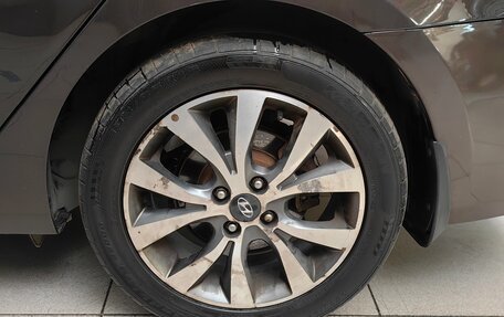 Hyundai Solaris II рестайлинг, 2016 год, 999 000 рублей, 23 фотография