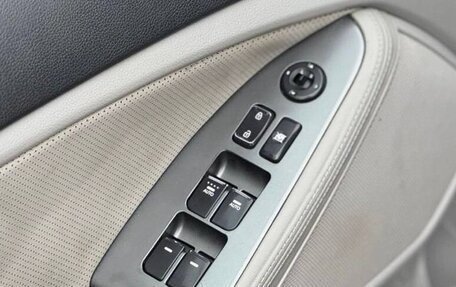 KIA Optima III, 2011 год, 1 049 000 рублей, 7 фотография