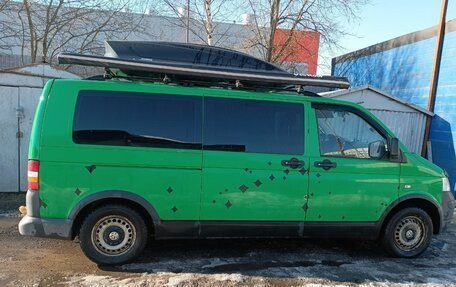 Volkswagen Caravelle T5, 2009 год, 1 400 000 рублей, 26 фотография