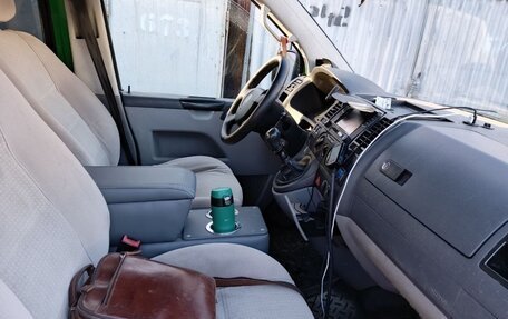 Volkswagen Caravelle T5, 2009 год, 1 400 000 рублей, 23 фотография