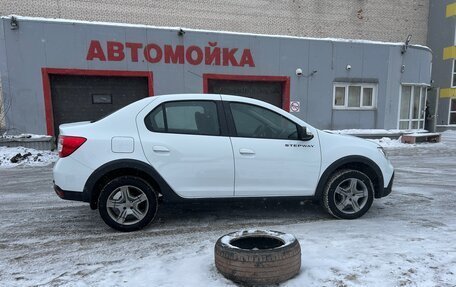 Renault Logan II, 2021 год, 1 800 000 рублей, 2 фотография