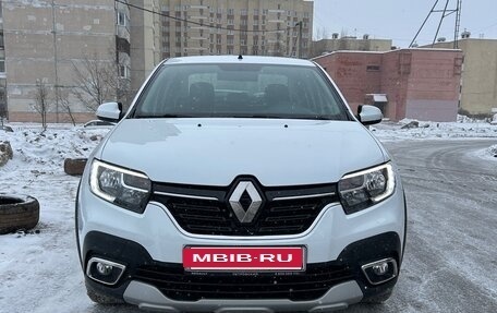 Renault Logan II, 2021 год, 1 800 000 рублей, 7 фотография