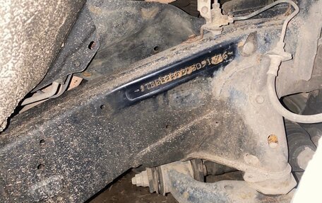 Toyota Land Cruiser Prado 150 рестайлинг 2, 2015 год, 3 450 000 рублей, 20 фотография