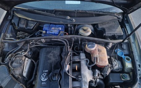 Volkswagen Passat B5+ рестайлинг, 1996 год, 210 000 рублей, 2 фотография