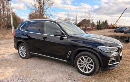 BMW X5, 2019 год, 6 300 000 рублей, 2 фотография