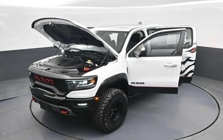 Rambler 1500, 2022 год, 12 393 000 рублей, 16 фотография