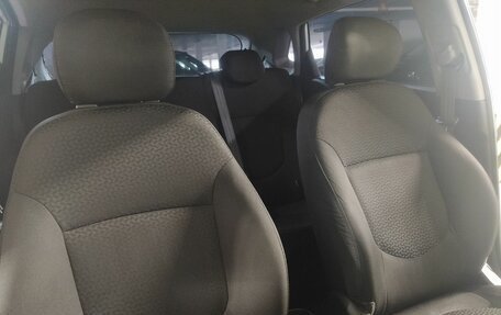 KIA Rio III рестайлинг, 2014 год, 869 000 рублей, 17 фотография