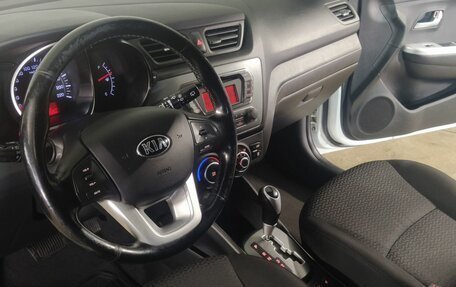 KIA Rio III рестайлинг, 2014 год, 869 000 рублей, 18 фотография