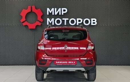 Renault Sandero II рестайлинг, 2018 год, 1 080 000 рублей, 5 фотография