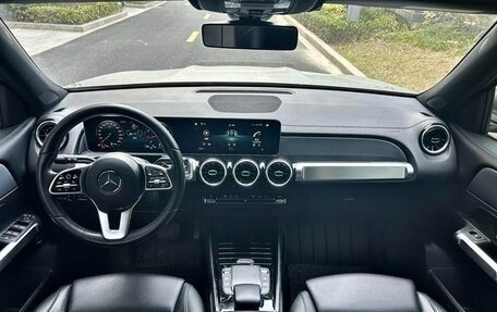 Mercedes-Benz GLB, 2021 год, 2 450 002 рублей, 10 фотография