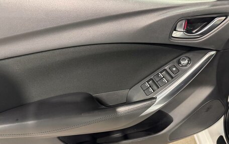 Mazda 6, 2016 год, 1 990 000 рублей, 25 фотография