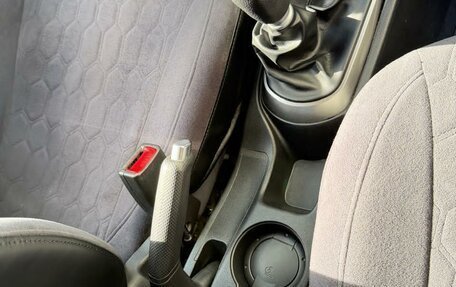 Hyundai Solaris II рестайлинг, 2016 год, 990 000 рублей, 10 фотография