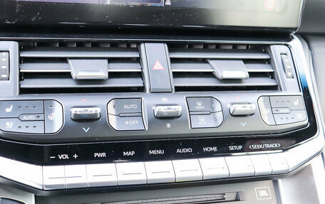 Toyota Land Cruiser, 2025 год, 16 700 000 рублей, 22 фотография