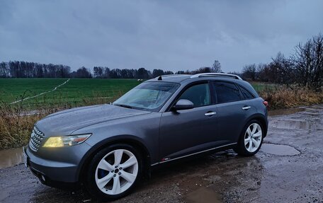 Infiniti FX I, 2003 год, 730 000 рублей, 12 фотография