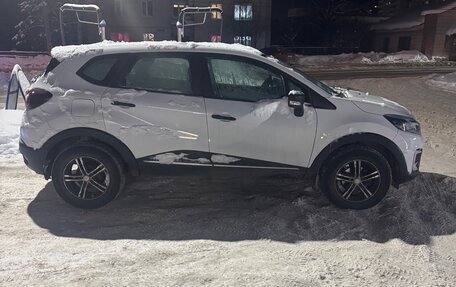 Renault Kaptur I рестайлинг, 2018 год, 870 000 рублей, 3 фотография