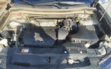 Mitsubishi Outlander III рестайлинг 3, 2018 год, 2 100 000 рублей, 19 фотография