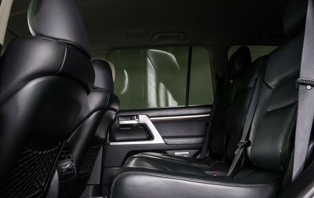 Toyota Land Cruiser 200, 2018 год, 6 290 000 рублей, 12 фотография