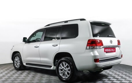 Toyota Land Cruiser 200, 2018 год, 6 290 000 рублей, 7 фотография