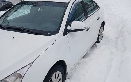 Chevrolet Cruze II, 2014 год, 700 000 рублей, 2 фотография