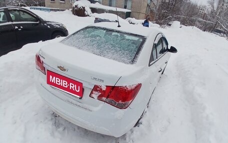 Chevrolet Cruze II, 2014 год, 700 000 рублей, 4 фотография