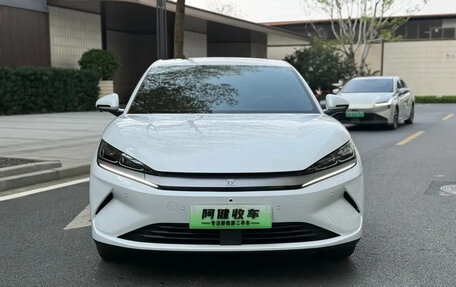 BYD Qin, 2025 год, 1 999 040 рублей, 2 фотография