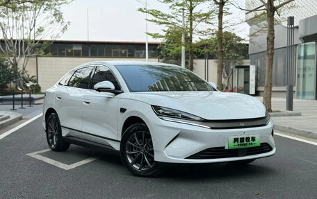 BYD Qin, 2025 год, 1 999 040 рублей, 3 фотография