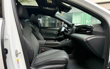 BYD Qin, 2025 год, 1 999 040 рублей, 8 фотография