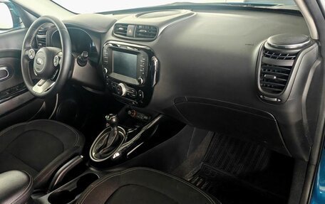 KIA Soul II рестайлинг, 2018 год, 1 775 000 рублей, 10 фотография