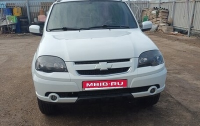 Chevrolet Niva I рестайлинг, 2017 год, 800 000 рублей, 1 фотография