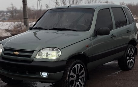 Chevrolet Niva I рестайлинг, 2008 год, 375 000 рублей, 3 фотография