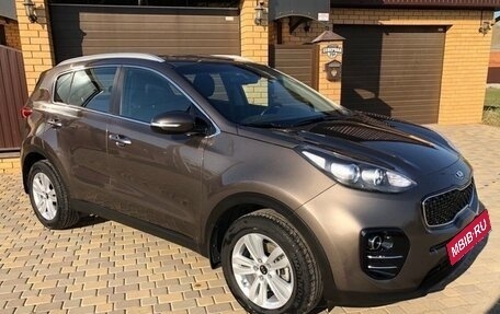 KIA Sportage IV рестайлинг, 2016 год, 1 800 000 рублей, 5 фотография